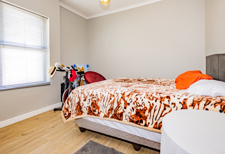 2 Bedroom Property for Sale in Table View Western Cape